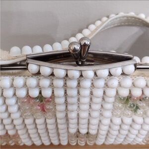 Rare Vintage mcm Grandee white beaded bag pastel flowers Kiss Lock